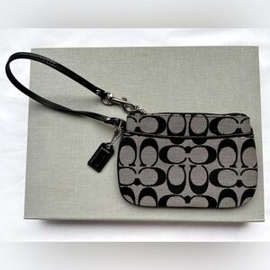 COACH | Woven Logo Zip Wristlet